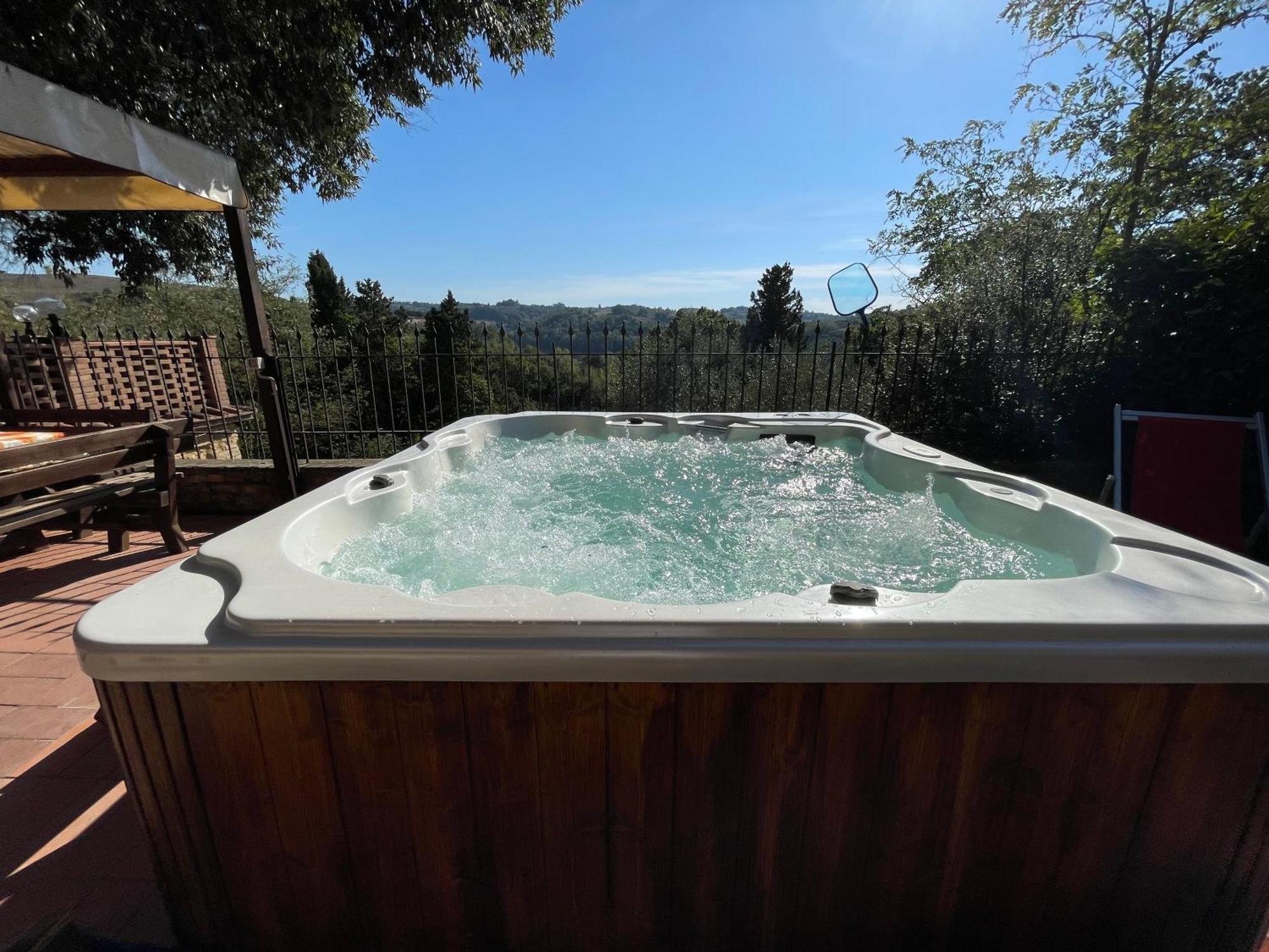 Intero Appartamento Con Private Pool E Jacuzzi Podere Settefrati مونتايون المظهر الخارجي الصورة